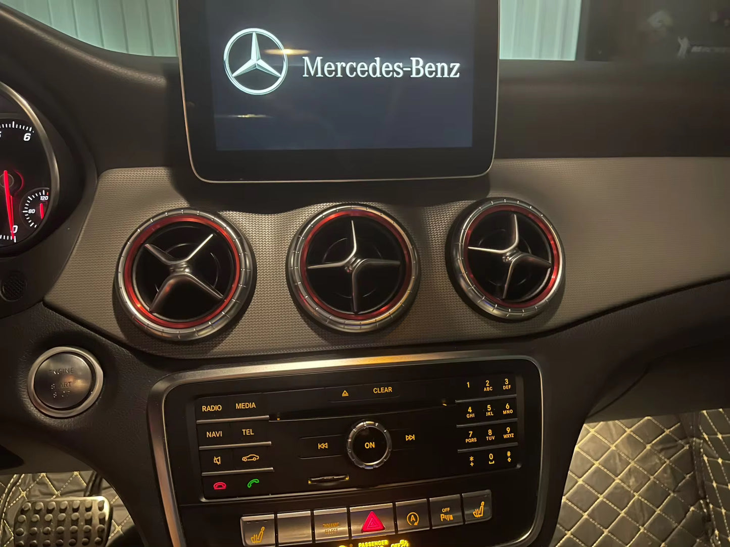5x anneaux de ventilation rouge Mercedes A, B, CLA, GLA (13-18)
