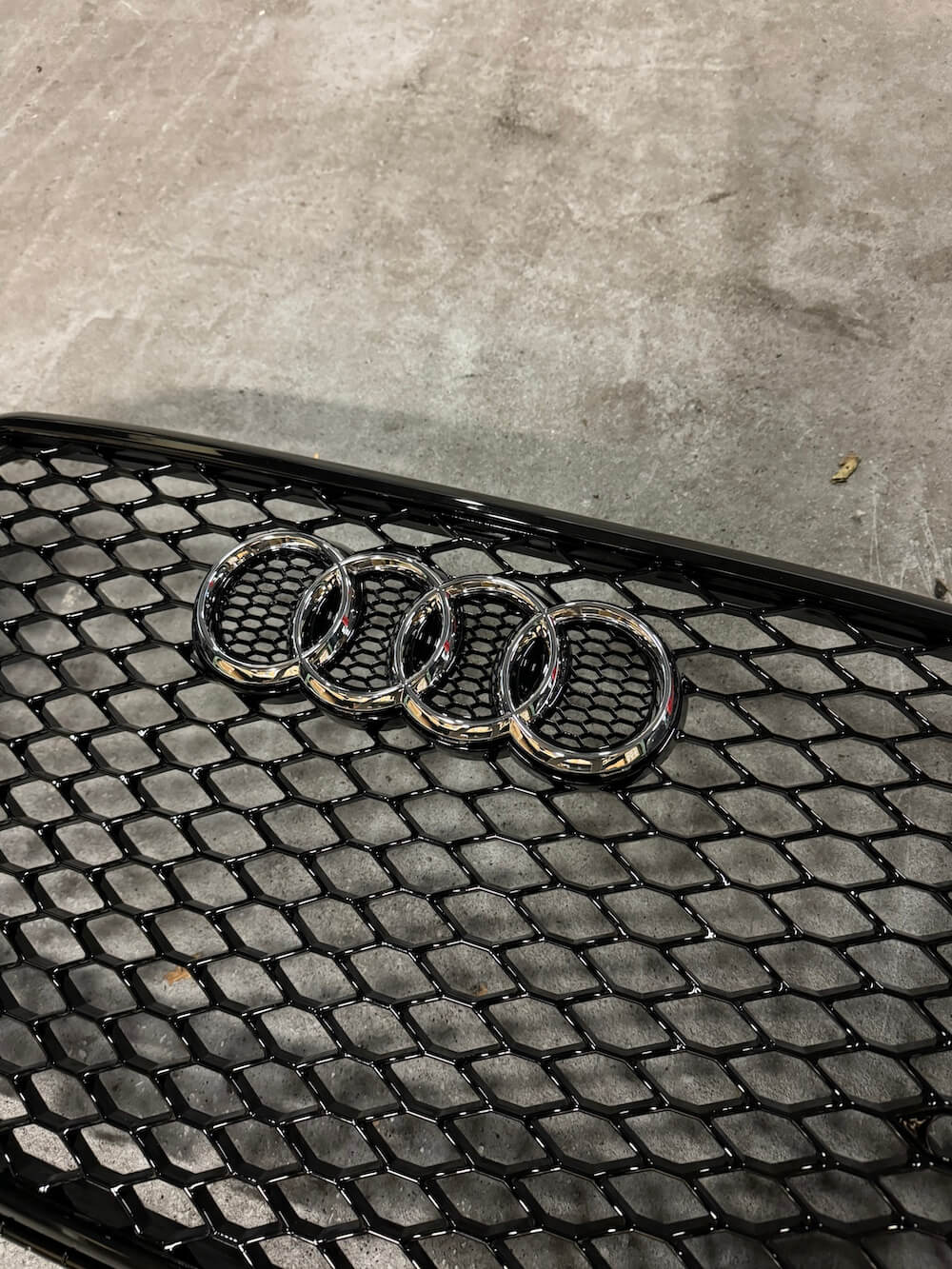 Grille de calandre Look RSQ3 pour Audi Q3 (11-15)