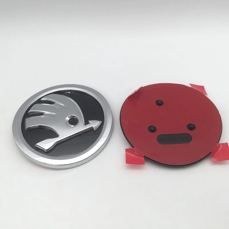 Logo capot ou coffre Skoda Noir ou original