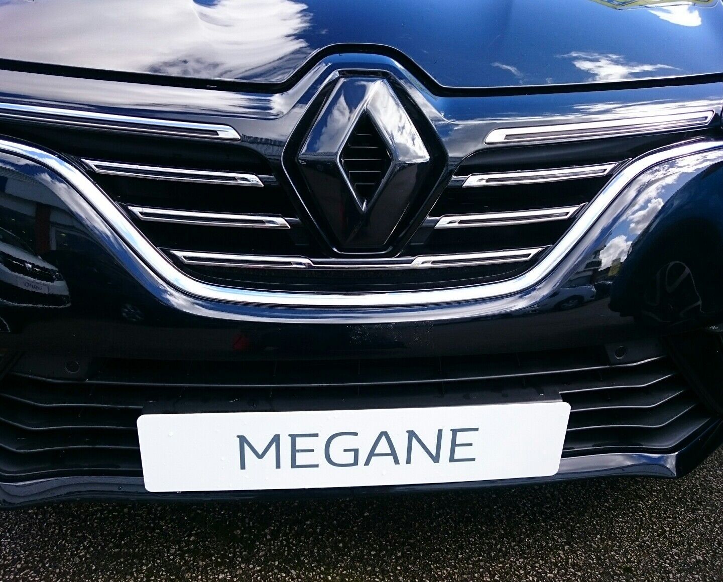 Logo Renault Megane 3, Captur et Clio noir brillant (13-18)