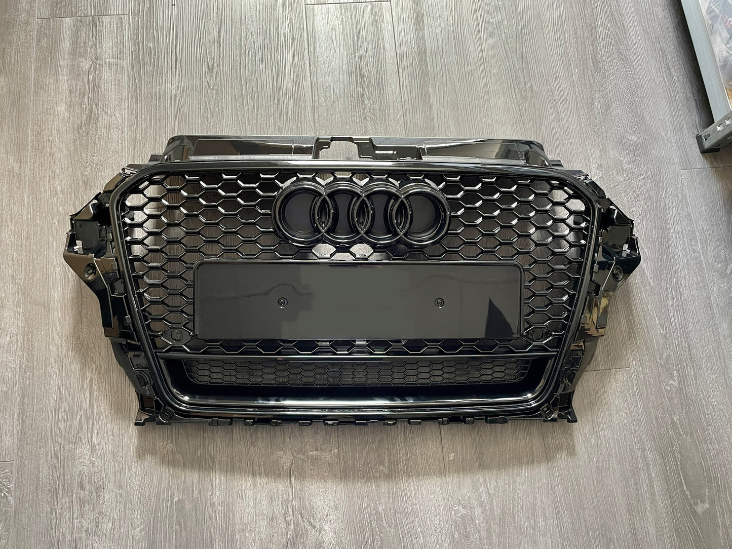 Calandre Look RS3 pour Audi A3 8V Black de 2012 à 2016