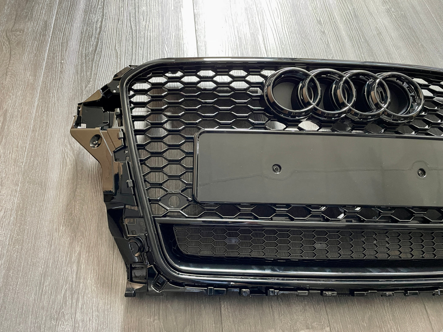 Calandre Look RS3 pour Audi A3 8V Black de 2012 à 2016