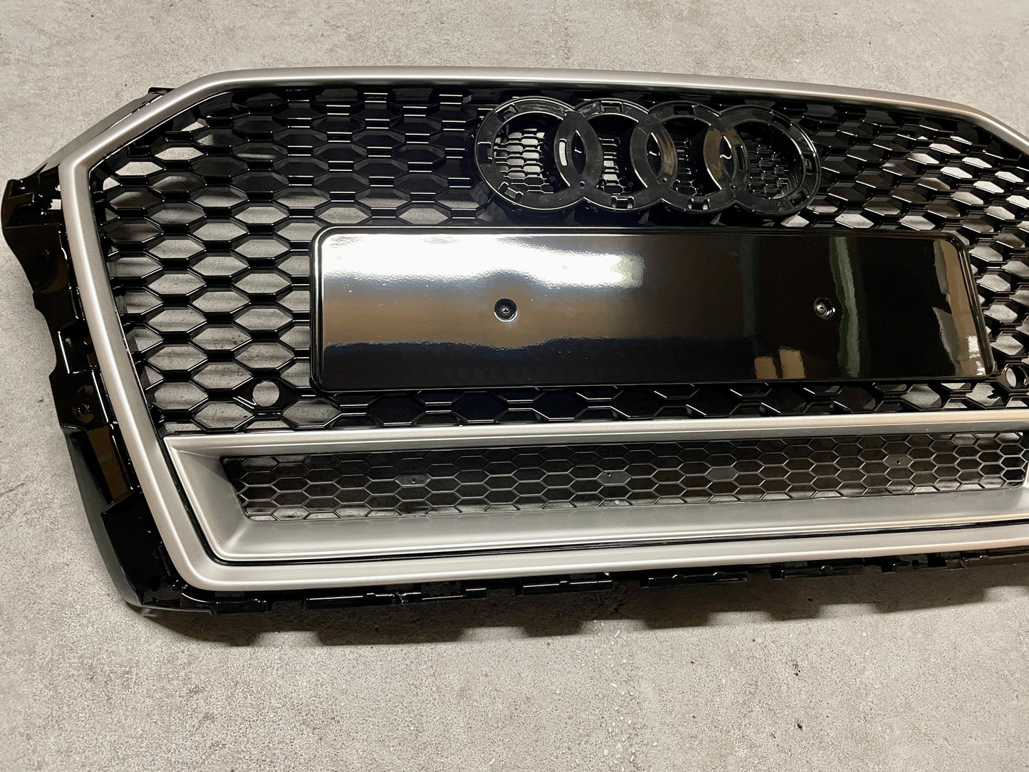 Calandre Audi A3 8V Look RS3 Silver (16-19)