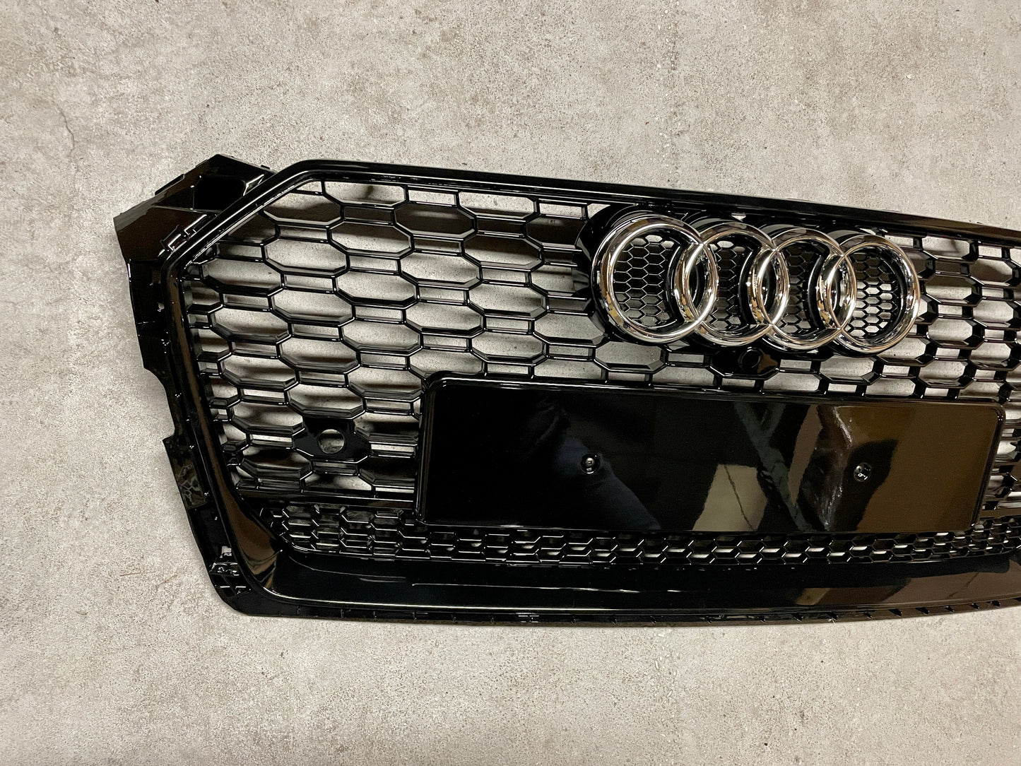 Calandre Noir brillant Audi A5 B9 (16-19) Look RS5