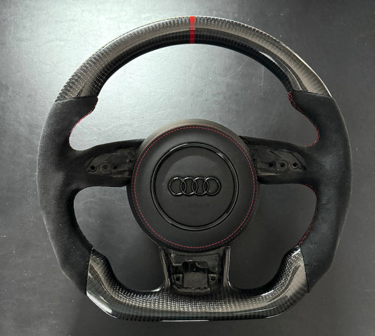 [DESTOCKAGE] Volant Audi Carbone / Alcantara NEUF