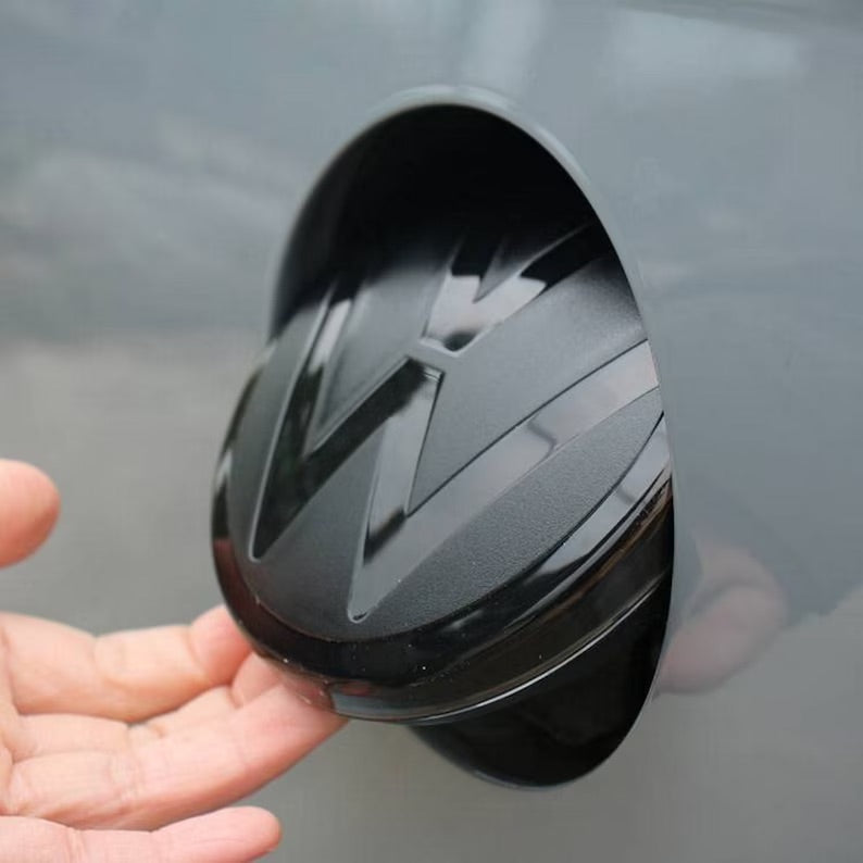 2x Logos Volkswagen Golf VII 7.5 Facelift Noir brillant 17+ avec ACC – France  Tuning
