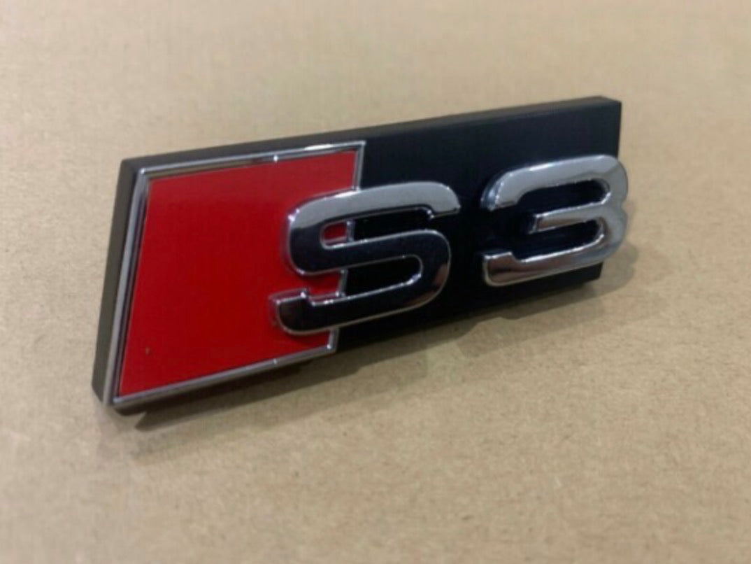 Logo de calandre Audi S3 Chrome