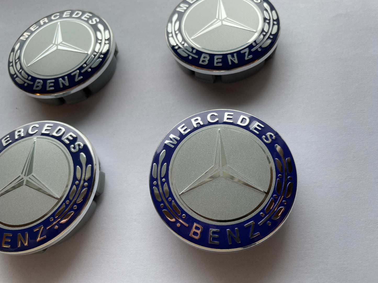 4x Centres de Roues Mercedes gris & bleu 60mm